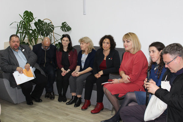  ��������� ��������� ����� �������������� ������� 