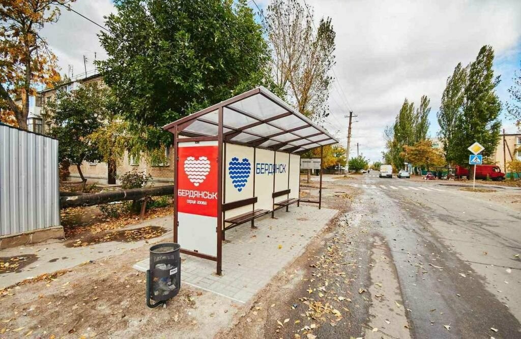 Новые современные велопарковки в Бердянске, фото-8 Новые современные велопарковки в Бердянске, фото-8