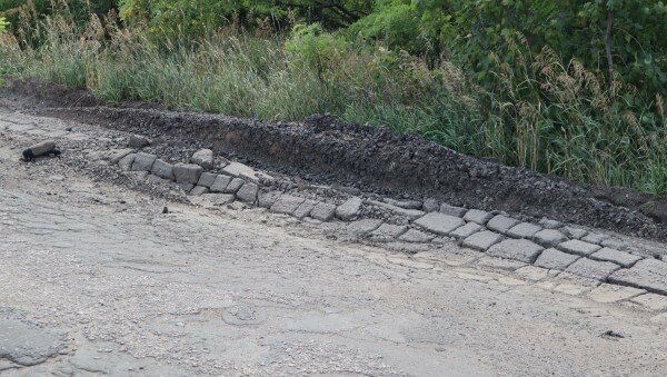 Фуры разбили дорогу в Бердянском районе, фото-3