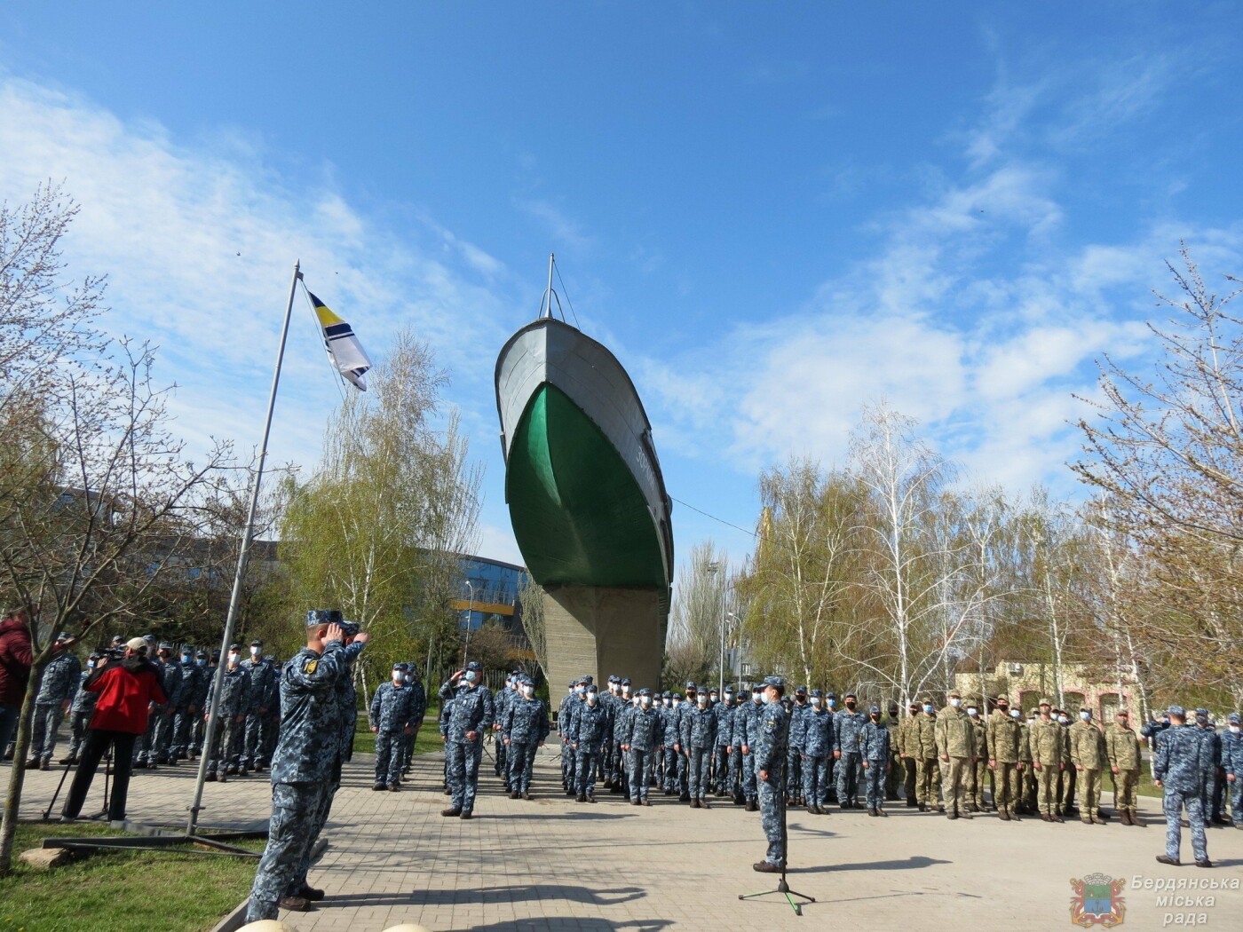 В Бердянске состоялось торжественное поднятие флага Военно-Морских Сил Вооруженных Сил Украины, фото-4