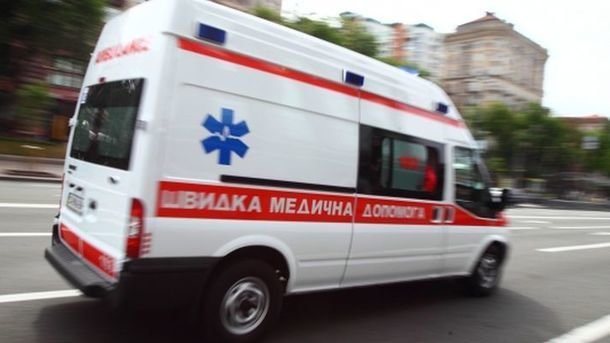Спасатели Бердянска помогли медикам и тяжелобольному мужчине Спасатели Бердянска помогли медикам и тяжелобольному мужчине