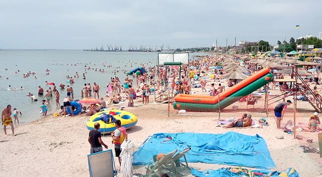 В Бердянске одобрили для отдыха 28 пляжных территорий