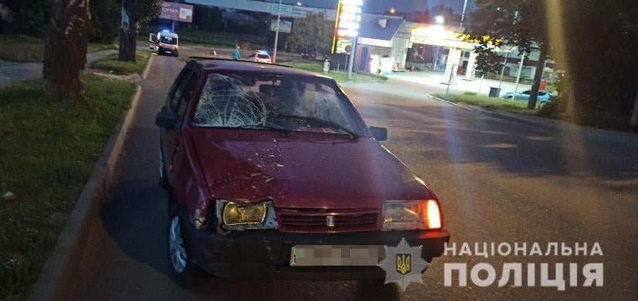 В Бердянске автомобиль сбил 82-летнего велосипедиста