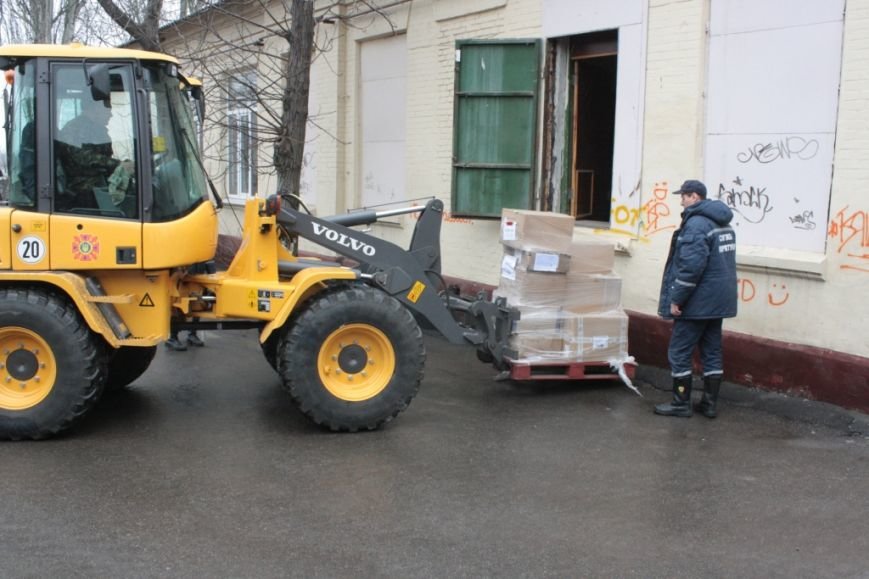 Бердянск ждет гуманитарную помощь из Франции (фото) - фото 2